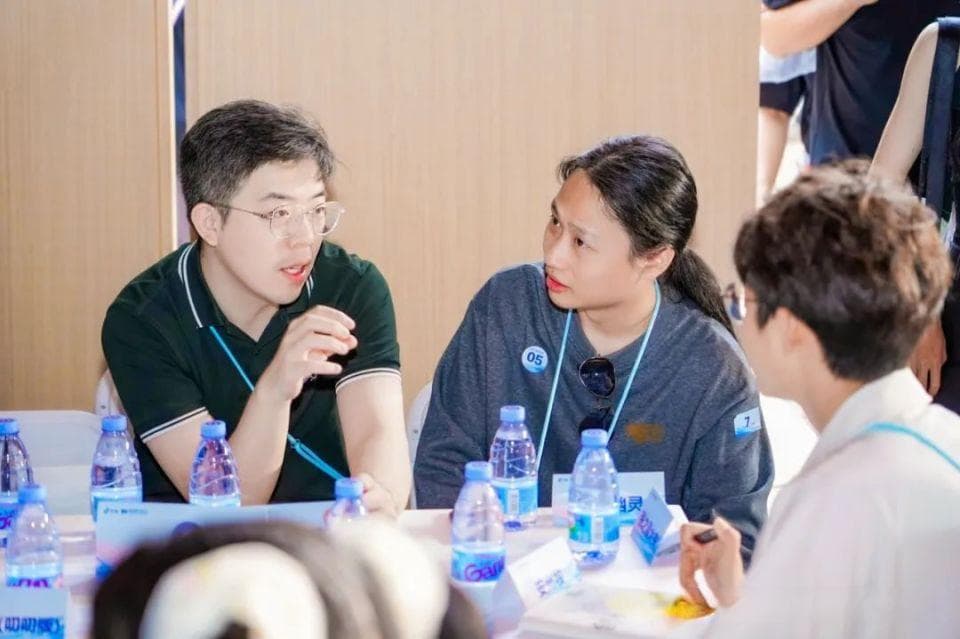 “精神内耗”的年轻人，在名著中为现实寻找答案