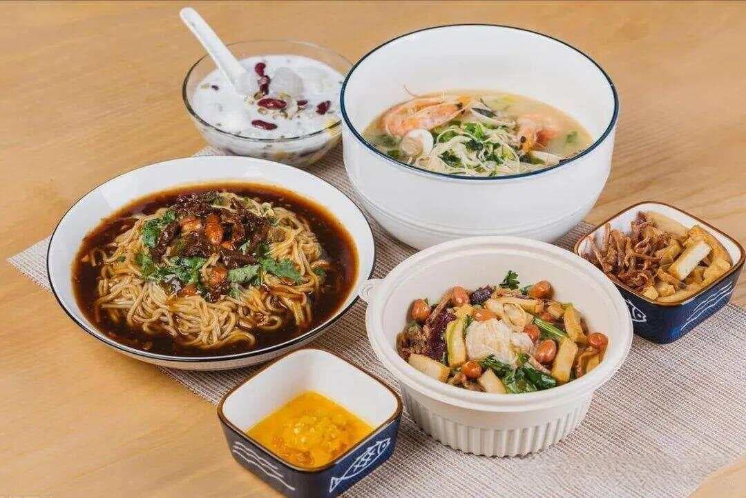 海口十大特色小吃：从海南粉到椰子糕，每一道都凝聚着独特的饮食文化