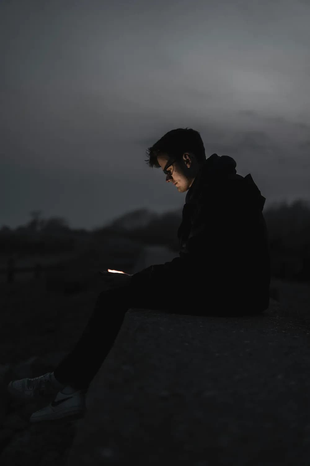 如何写出走心文案？午夜情感语录创作全攻略