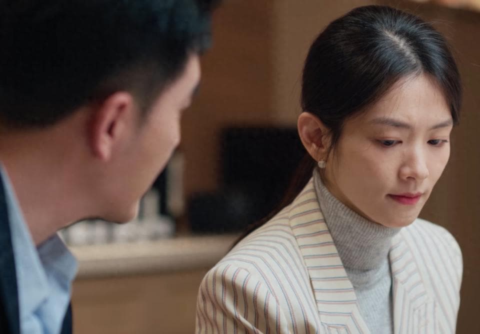 《凡人歌》谢美兰：从灵魂伴侣到“笑贫不笑娼”