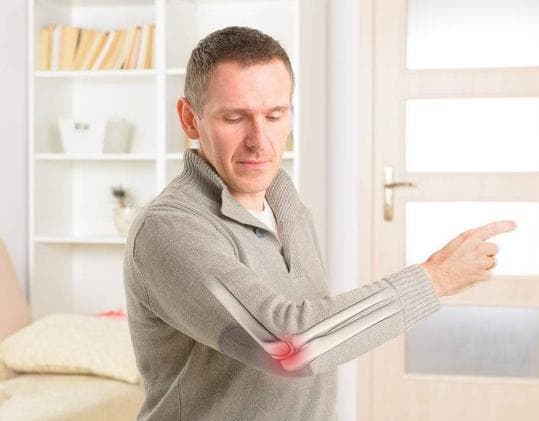 中老年人群如何保护骨骼健康，预防疾病？提醒：做好这5点是关键