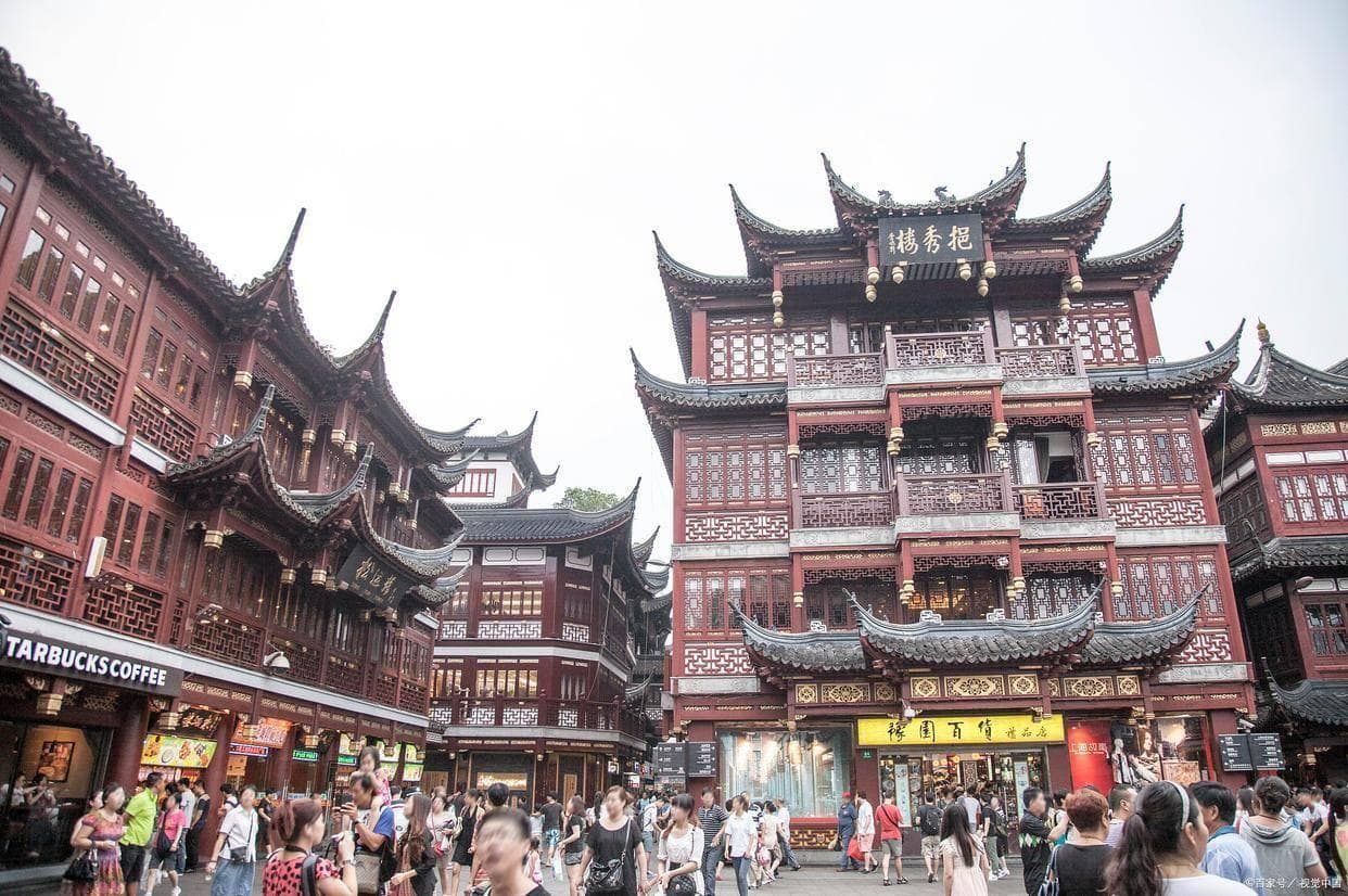 上海城隍庙旅游全攻略：豫园、小吃、夜景一网打尽