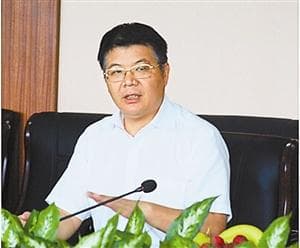 深圳一年多7校长落马：大到一栋楼，小到一斤肉，都不放过