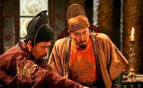 此人靠玄武门事变发家，后又背叛李世民，事发后满朝文武争着杀他
