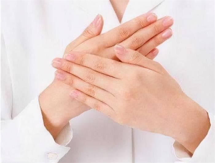 腱鞘炎居家治疗：合理休息缓解手部疼痛