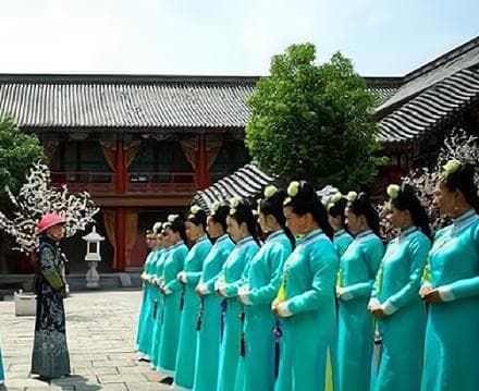 揭秘清朝宫女制度：从选拔到管理的严格规范