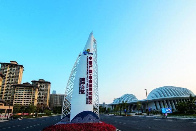 一条国际大通道如何改写西部经济版图？
