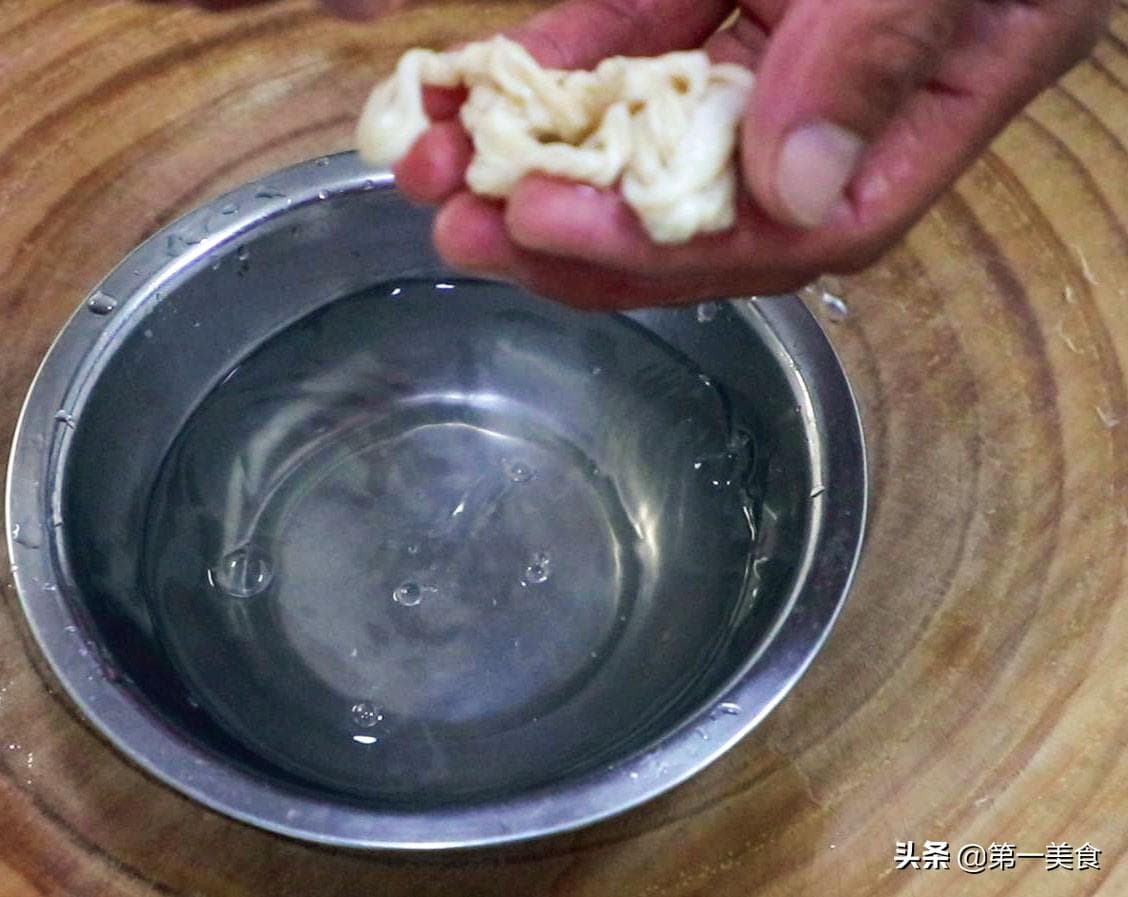 自制香肠完全指南：从选料到保存，手把手教你做出美味香肠