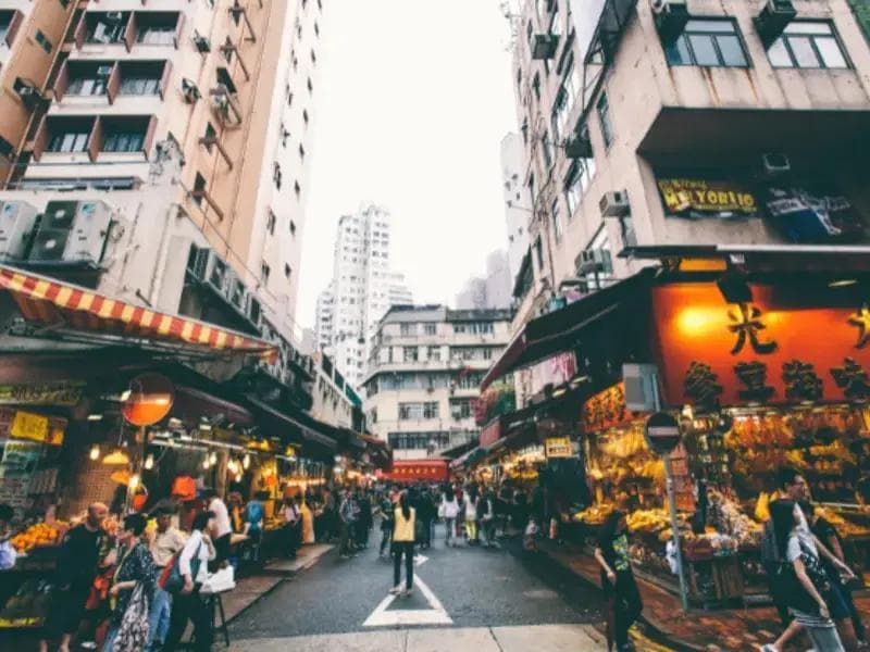 3步应对香港高空掷物：法例、预防与处理