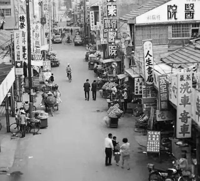 80年代初“月入百元”，到底有多少购买力？