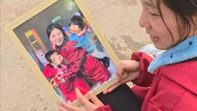 粉丝量暴涨！“重庆摆摊妈妈”被质疑是剧本摆拍，本人回应