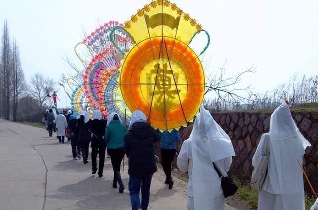 深度剖析丧葬习俗的意义和内涵