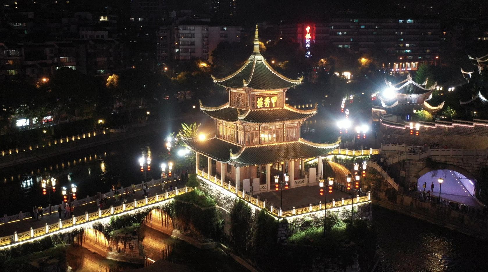 人文贵州｜贵阳 · 甲秀楼夜景
