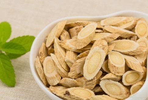 把痰咽回肚子里是好是坏？什么方法有助于排痰？看完就清楚了！