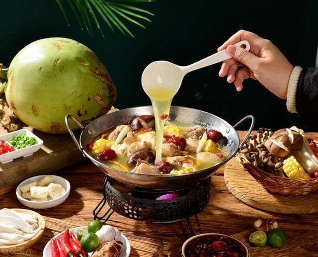 品尝中国的魅力：十种代表地方特色的美食推荐