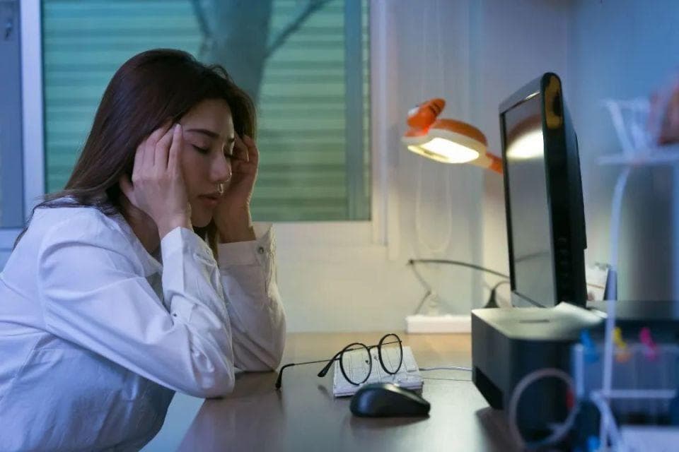 体内有血栓，腿部先知？提醒：4个症状要注意