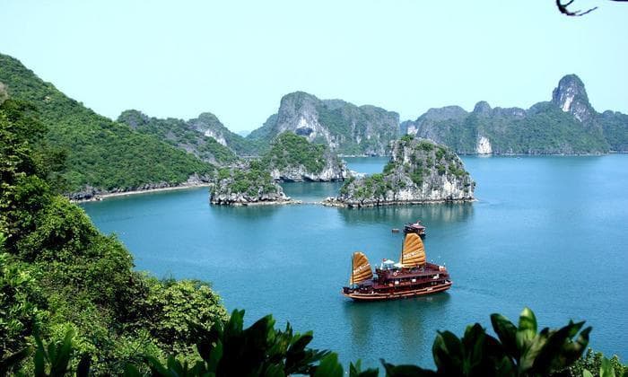 亚洲30处绝美自然奇观：从越南下龙湾到中国张家界