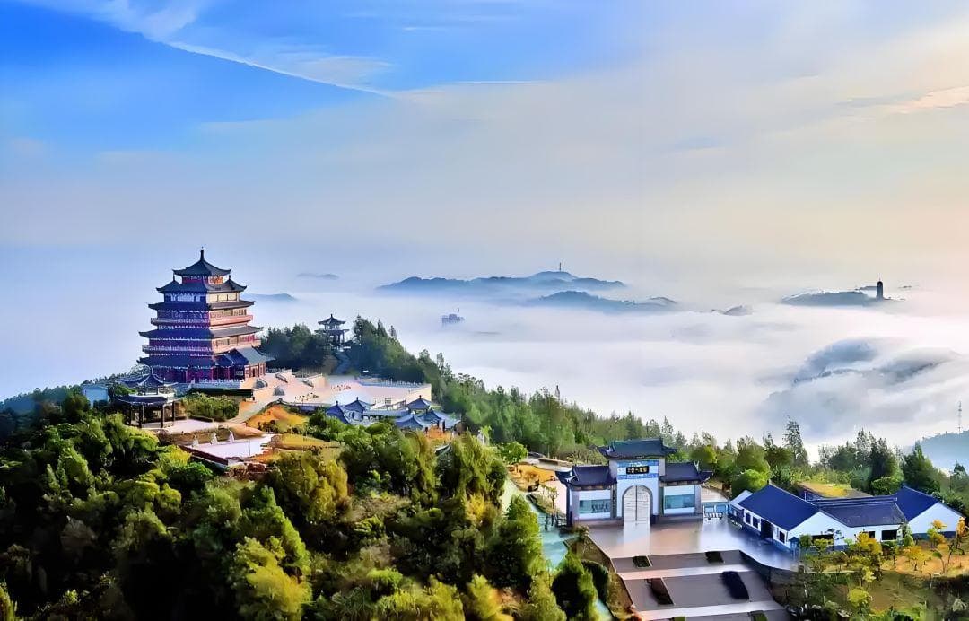 东南地区旅游攻略：自然景观、历史古迹、特色街区和美食体验全攻略