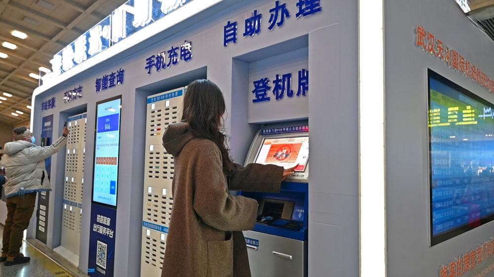 2025春运新变化：细节之处显温情