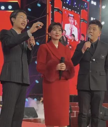 赵雅芝2025春节活动安排：直播、演出轮番登场，陪观众欢度佳节