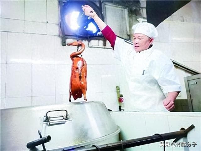 肇庆清真烧鹅制作技艺 百年岁月沉淀粤式清真美味