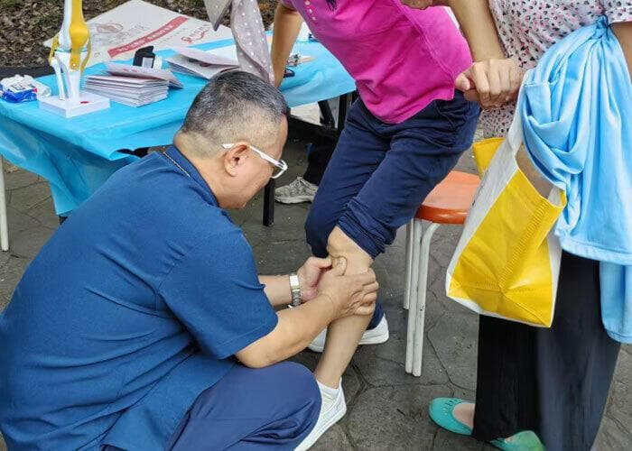 保护膝关节的正确方法涉及多个方面