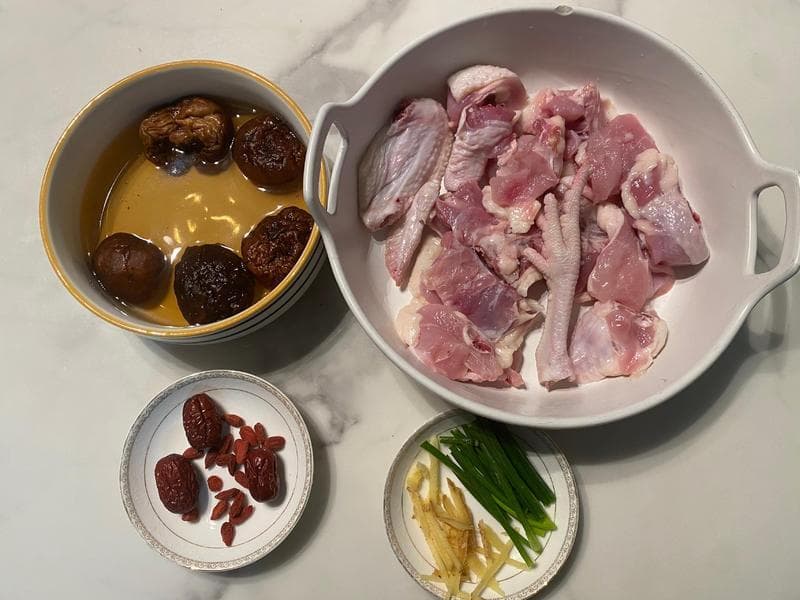 冬菇蒸滑鸡(经典粤菜)