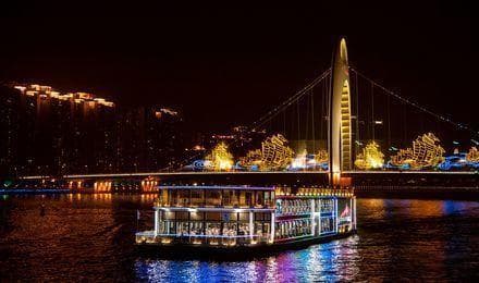 大沙头码头珠江夜游：一场穿越古今的光影之旅