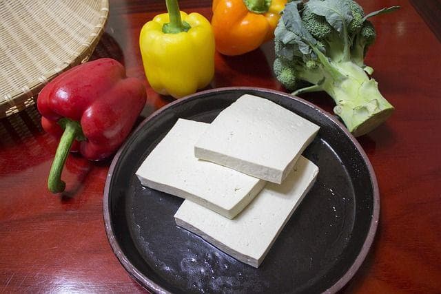 家常美味：如何制作正宗的麻婆豆腐？