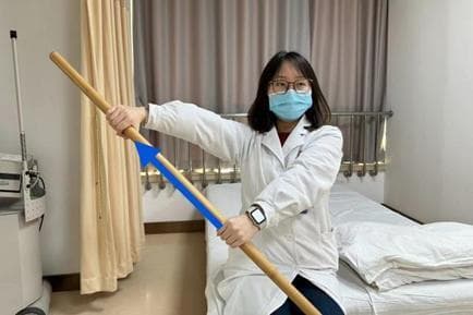 “肩”负重任，请勿轻“举”妄动（内附动作示意图）
