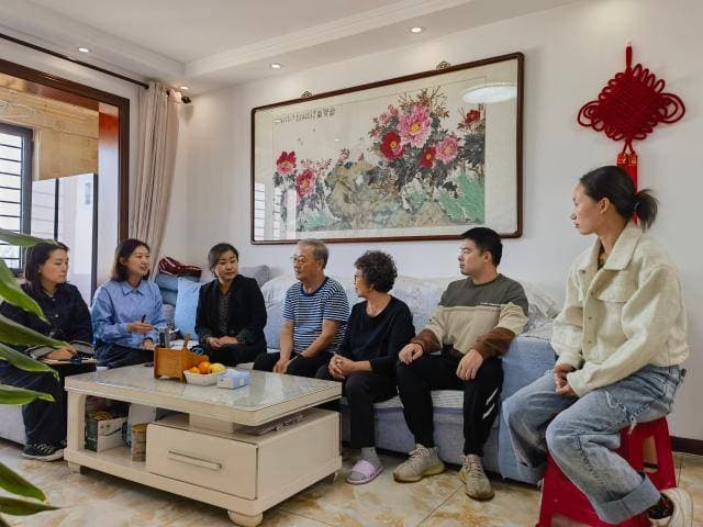 青年"搭子"以青春之"智" 推动社区之"治"