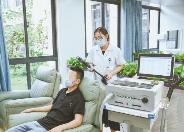 一年两万多名患者因为睡不好来就诊 非药物治疗找回好睡眠