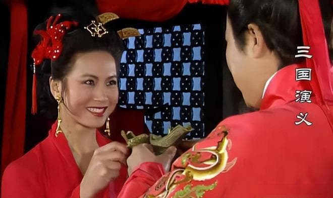 孙尚香缘何嫁给半百的刘备，传说中的孙、刘爱情故事，真的存在吗