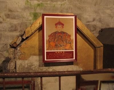 光绪帝壮年夭亡的直接死因:光绪是正常死亡吗？