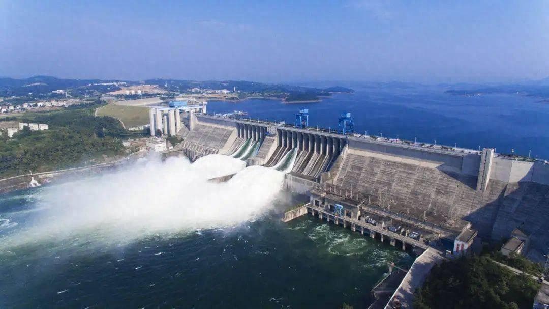 自驾全长429公里，穿越中国水都丹江口环库公路，饱览湖光山色