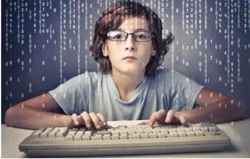 如何认知金融投资中的重要指标？这些指标如何辅助决策？