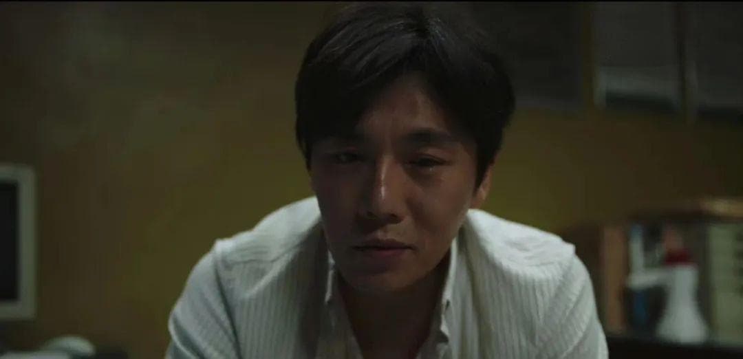 “半张脸演技”爆火后，内娱“人均半张脸”