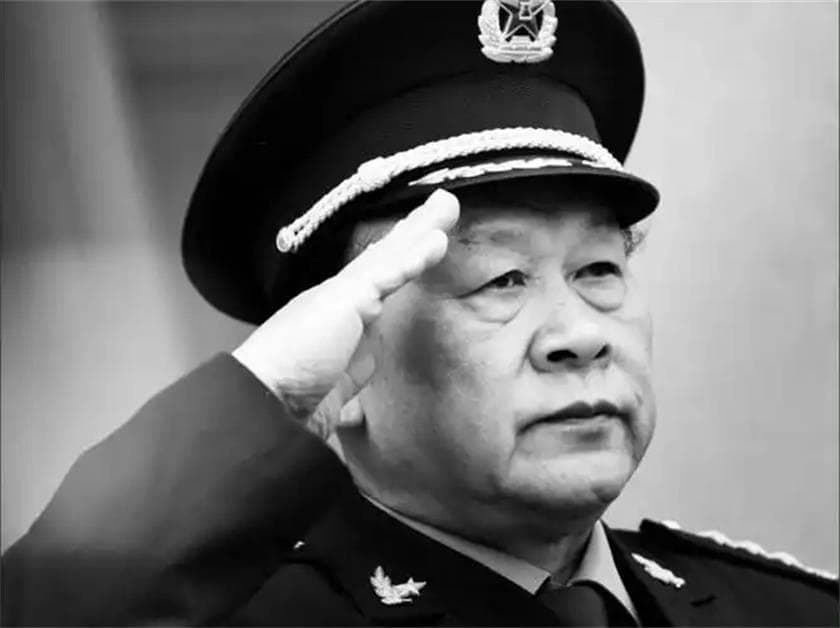 梁光烈上将逝世：从对越战场到军队现代化建设