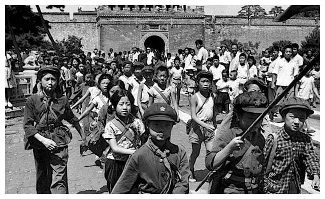 中俄为何不结盟？历史上的三次结盟，给中国带来了沉重的教训