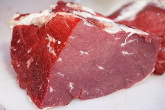 水牛肉黄牛肉大比拼：哪种才是你的味蕾之选？
