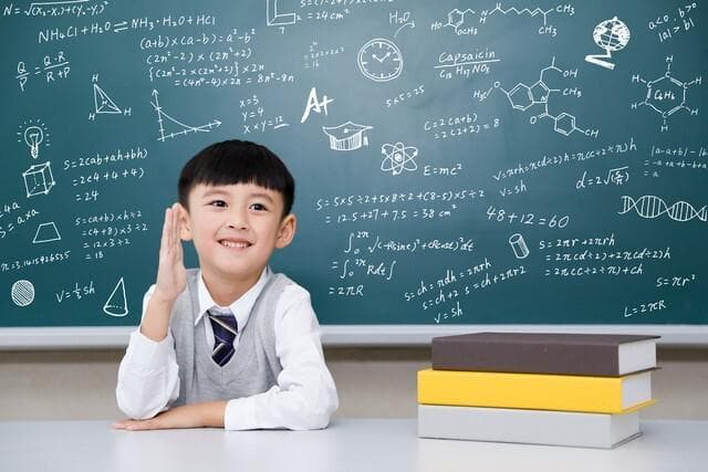 小学语数英规划，适合普娃，小学优势不明显，但越到后面后劲越大