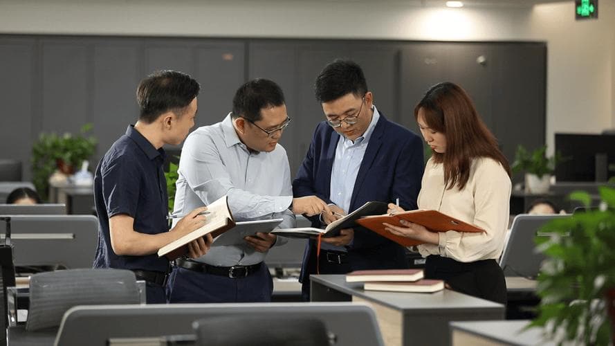 职场人际关系：如何处理与同事的情感交流