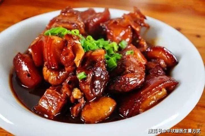甲状腺结节患者能吃牛肉吗？除此之外，还有这三种食物要忌口，别忽视