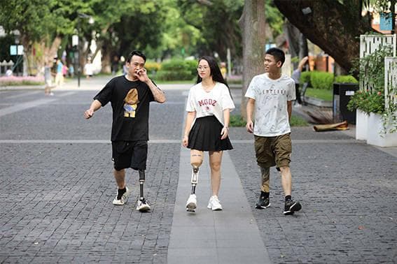 假肢安装后如何建立良好的心理状态
