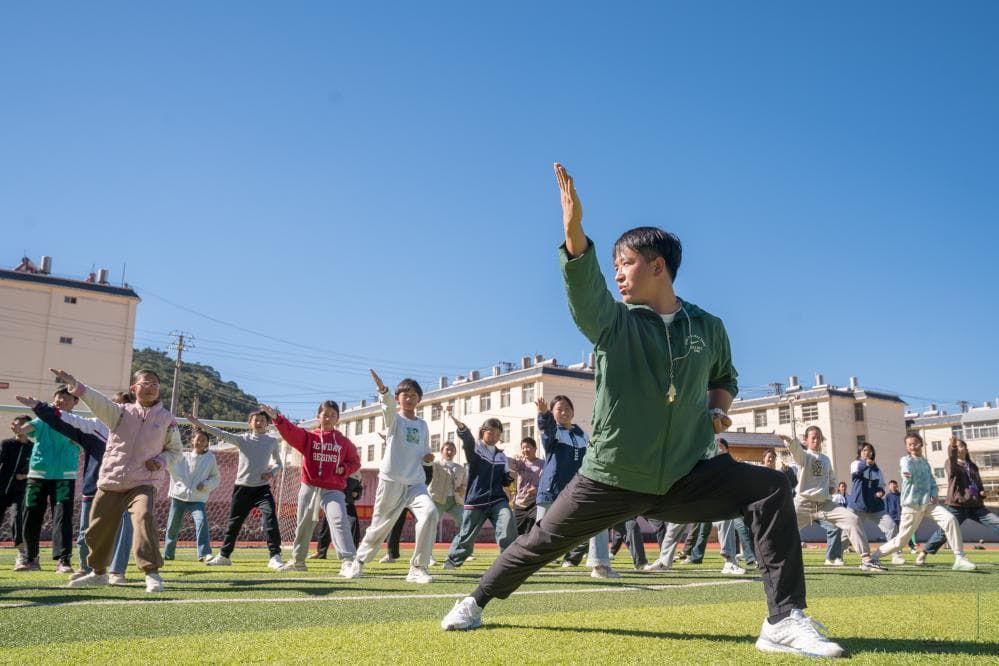 乡村学校需要有效的惩戒权