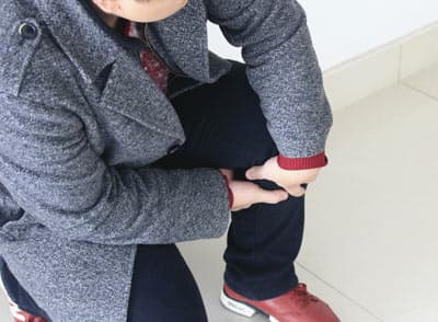 韧带拉伤后该如何处理？冷敷还是热敷？多数人都没做对
