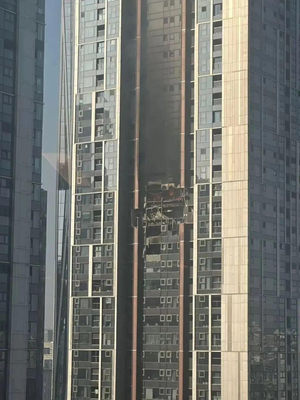 高层建筑突发火灾！这些安全知识能保命