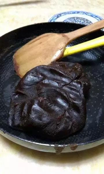 古法炒豆沙：传统美食的制作工艺