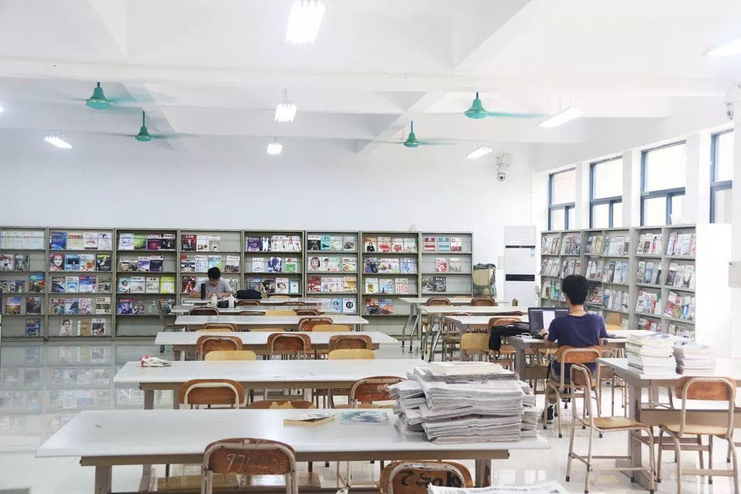 中职生就业的优势和劣势