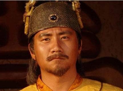 朱元璋与朱温：家族认同与政治考量的双重解析